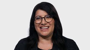 Lauren Keiser's Instagram, Twitter & Facebook