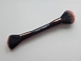 I have concluded that boots no7 is in fact cruelty free and it has been added to our database of cruelty free brands. No7 Contour Highlighter Brush Review