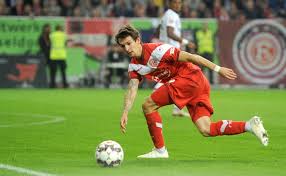 The website contains a statistic about the performance data of the player. Fur Welchen Preis Soll Fortuna Dusseldorf Benito Raman Abgeben