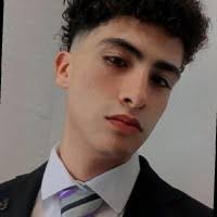 50+ perfiles de «Manuel Bustillos»