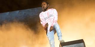 Vous pouvez écouter des préviews des tracks d'artiste ici kendrick lamar nouvel album album, qui a sorti 14.04.2017 et qui contient 14 de tracks. Kendrick Lamar Unveils Name And Tracklist For New Album Music News Conversations About Her