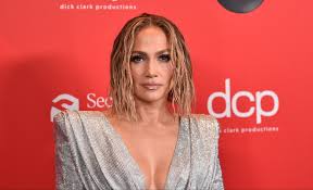 Jennifer lopez performs pa' ti in a sheer catsuit and a short new haircut at the 2020 amas. Jennifer Lopez Wore Balmain On American Music Awards 2020 Red Carpet Footwear News
