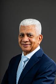 Perfil de Ricardo de los Santos Polanco, nuevo presidente del Senado de la  República