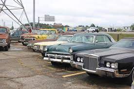 When Hollywood Needs Period Correct Automobiles They Come To This Car Lot In Louisiana Article Selectionne Par Artebellum