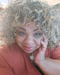 Denise Tyrrell's Instagram, Twitter & Facebook