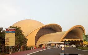 Последние твиты от taman buaya bc (@tamanbuayabc). Besok Taman Mini Indonesia Indah Buka Lagi Simak 7 Aturan Barunya Okezone Travel