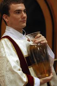 PASTOR'S “TO THE POINT” Divine M e rc y is a W e lc o m ing C o m m un ity  that Inspire s Disc ip les o f Je