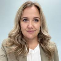 Angela Rak's Instagram, Twitter & Facebook