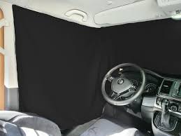 Een sterkere en efficiëntere motor incluis een hybride oplossing. Fuhrehaus Vorhang Front Gardine Ford Tourneo Real De