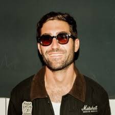 Stream I Gotta Find U by Basile de Suresnes