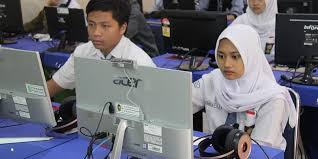 Berikut 50 sma terbaik dari 872 sma berdasarkan rerata tes tps utbk 2020: Kaleidoskop Pendidikan Ini Sma Terbaik Jakarta Berdasarkan Un 2019 Halaman All Kompas Com