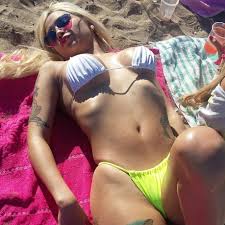 Las Turra en el verano andan Caliente (Argentas) - Poringa!