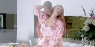 Black mirror is known worldwide as spooky, scary, and bluntly cynical. Black Mirror The Psychology Behind Social Media In Episodes Like Nosedive