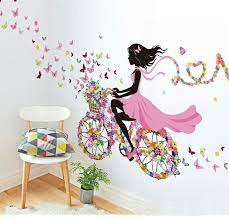 めっちゃカワイイウォールステッカーです ４枚目の画像は自宅に貼ったものです ２枚セット購入していただければ５０００円に割引いたします 女の子のステッカーだけで約６０ あります バタフライと自転車まで合わせると１００ 以上になりま 子供部屋