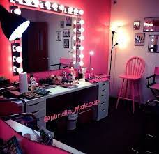 Makeup Mirror Tri Fold Till Makeup Artist Tutorial Beside Makeup Brushes Artis Before Makeup Forever Primer Beauty Room Makeup Rooms Room Inspiration