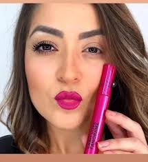 👉Mary Kay Lash Love Fanorama Mascara ✔️Catch everyone's eye with a pair of  ultrafluttery and fully fanned-out lashes. Use three unique application  zones