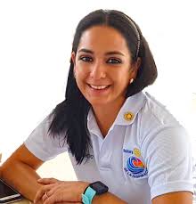 Rotary, con mirada de mujer Un...