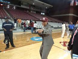 Hall Of Famer Cynthia Cooper Is The Tsu Lady Tigers New Head Coach Womens Basketball Sports Women Basketball Players