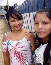 Betsy Vasquez (@betsyvasquezg)