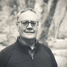 Robert Kells's Instagram, Twitter & Facebook