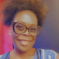 Lashonda Simmons's Instagram, Twitter & Facebook