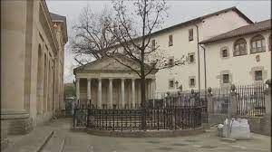 Check spelling or type a new query. Arbol Gernika Muere El Arbol De Gernika Que Sustituiran Por Retono