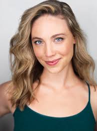 Amanda Nicholas's Instagram, Twitter & Facebook