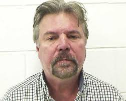 Deputies arrest gunman hiding in barn