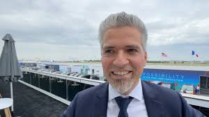 Ilmailuala yrittää leikata päästöjään