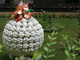 Nu orice fel de plastic însă, ci plastic reciclat din sticle pet. Idei De Realizat Din Pet Uri Mihaeladinsomova