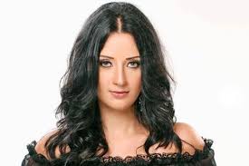 وأوضحت السعيد أن الدليل تم إعداده بالتعاون مع مشروع اصلاح واستقرار الاقتصاد الكلي الممول من قبل الوكالة الأمريكية للتنمية الدولية، وبمشاركة خبراء من 20 جهة، أبرزها المجلس القومي للمرأة، والمجلس القومي لشئون الإعاقة، وكلية الاقتصاد والعلوم السياسية. Ø¨Ø§Ù„ØµÙˆØ± Ø±Ø¶ÙˆÙ‰ Ø§Ù„Ø´Ø±Ø¨ÙŠÙ†ÙŠ Ù‚Ø¨Ù„ Ø¹Ù…Ù„ÙŠØ© Ø§Ù„ØªØ¬Ù…ÙŠÙ„ Ø§Ù„Ø¬Ù…Ø§Ù„ Ù†Øª