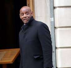 Official facebook account for the chase's 'dark destroyer' & 'legal eagle' shaun wallace. The Chase S Barrister Fined 2 500 After Failing To Properly Advise Vigilante Knifeman Mirror Online