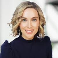 Melissa Parker's Instagram, Twitter & Facebook