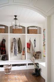 Like it or not, an entryway can make or break a guest's pleasant experience in your home because it becomes awkward when there is no dedicated spot to kick off their shoes. 4 Tips For A Cleverly Organized Entryway Space