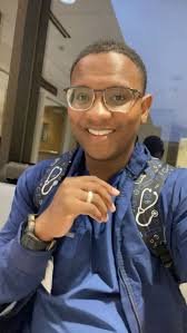 Traci Guy's Instagram, Twitter & Facebook