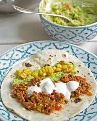 Burritos Mit Selbstgemachten Tortillas Madame Cuisine Rezepte Tortillas Rezept Burritos Rezept