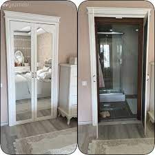 bu evin ebeveyn banyosu kapisi akillica bir yontemle dekorasyona uyumlu hale gelmis ev gezmesi ebeveyn banyo ev dekoru ev onarim