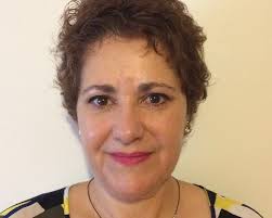 Promover a língua portuguesa respeitando outras línguas