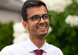 Meet Canadian Muslims Running in 2021 Federal Election