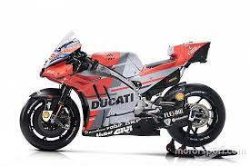 For the very first time, though, bmw motorrad is also sending out an m 1000 rr safety bike to join. Ducati Die Technischen Daten Der 2018er Desmosedici