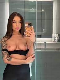 April Olsen on X: RT @_aprilolsen: My onlyfans is FREEEEE for the next 3  days 🦋✨ t.coylP6zyKmNi t.coGEAuNvQH4H  X