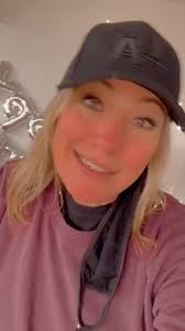 Happy Wednesday #Melbourne #Australia #covid19 #covid19vic #single #dating  #tradies #babes #singleladies #singlemen @sarahmareelife #datingadvice #fyp