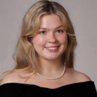 Cassie Sands's Instagram, Twitter & Facebook