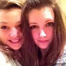 April Hamlett's Instagram, Twitter & Facebook