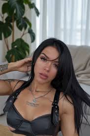 Elayna black onlyfans - There's a magnetic energy about her.