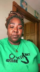 Crystal Crisp's Instagram, Twitter & Facebook