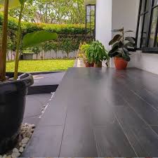 Rumah laguna buatan apghomes.com.au bisa kamu tiru. Granit Lantai Hitam Lantai Kayu Hitam Keramik Rumah Minimalis Roman Granit Granite Keramik Lantai Shopee Indonesia