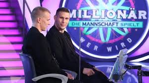 Grund ist eine heiße diskussion um die verpatzte frage, die zum ausscheiden des psychologen führte. Wer Wird Millionar Mit Nationalspielern Dieser Star Ist Telefonjoker