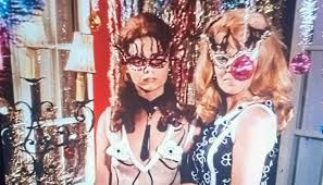 scarletthefilmmagazine | Honoring SCARLET STREET and SCARLET THE FILM  MAGAZINE .Reviews,interviews,articles on film,plays,books,CDs and other  media.