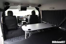 ハイエース ワゴンgl リアスピーカー天井埋め込み リアモニター増設 レール式テーブルオーダー製作 ハイエース ワゴン スピーカー 天井 ハイエース